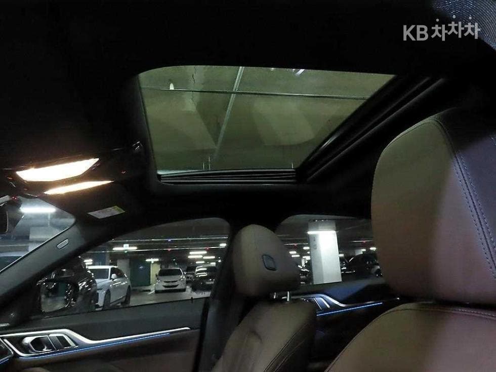 BMW i4eDrive40 M Sport Pro - 17