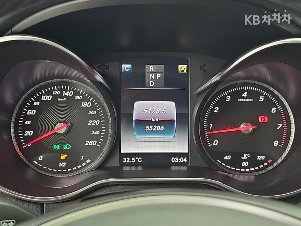 Mercedes-Benz The New (фейслифт) C-КласC200 Avantgarde W205 - 6