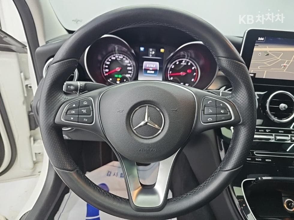 Mercedes-Benz The New (фейслифт) C-КласC200 Avantgarde W205 - 9