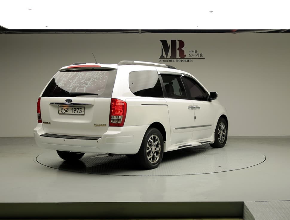 Kia Carnival RNewCarnival Limousine President - 3