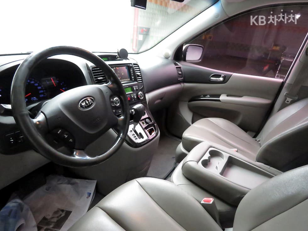 Kia Carnival RNewCarnival Limousine President - 7