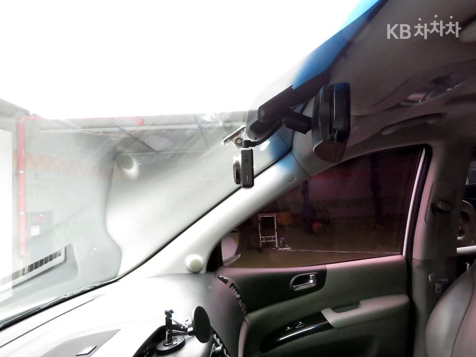 Kia Carnival RNewCarnival Limousine President - 12