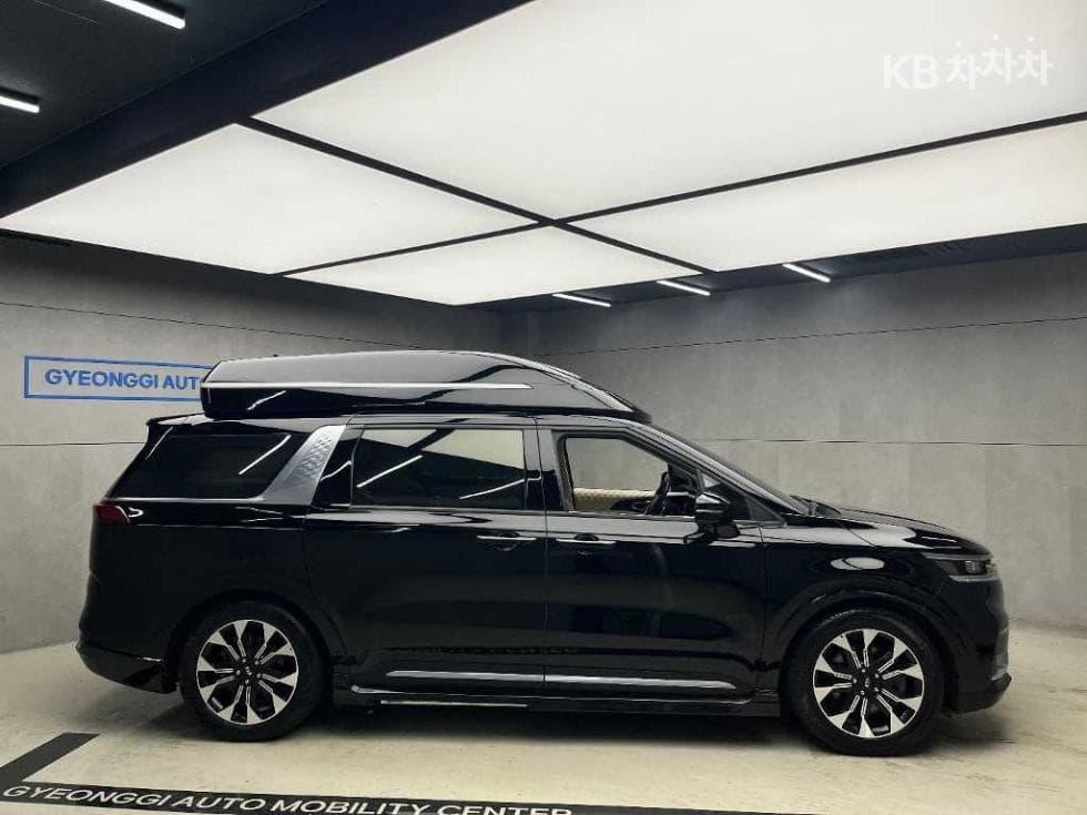 Kia Carnival 4th generationHigh Limousine (Carnival) G3.5 GDI 9-seater Signature - 2