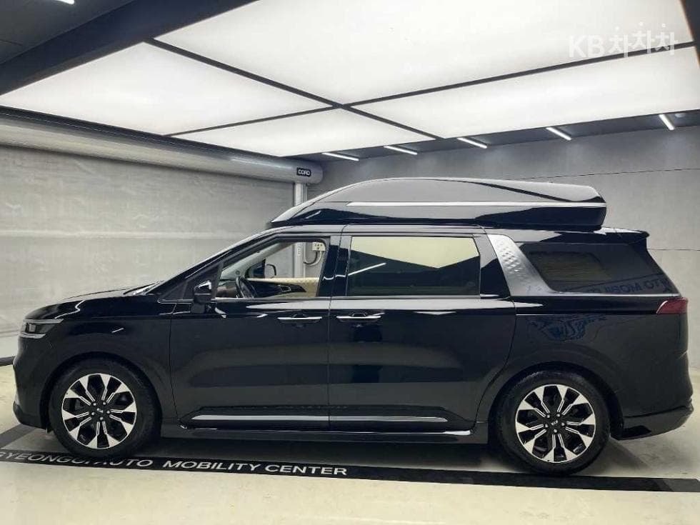 Kia Carnival 4th generationHigh Limousine (Carnival) G3.5 GDI 9-seater Signature - 4