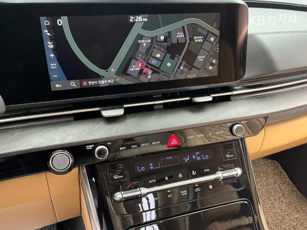 Kia Carnival 4th generationHigh Limousine (Carnival) G3.5 GDI 9-seater Signature - 12