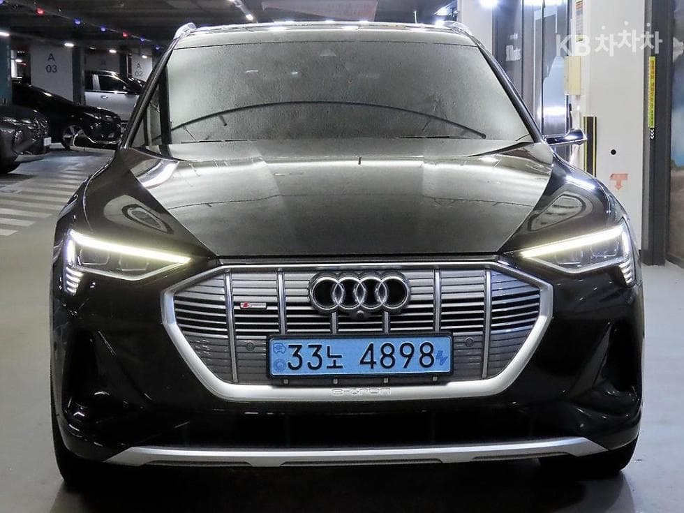 Audi e-tron55 Quattro Sportback Standard - 2