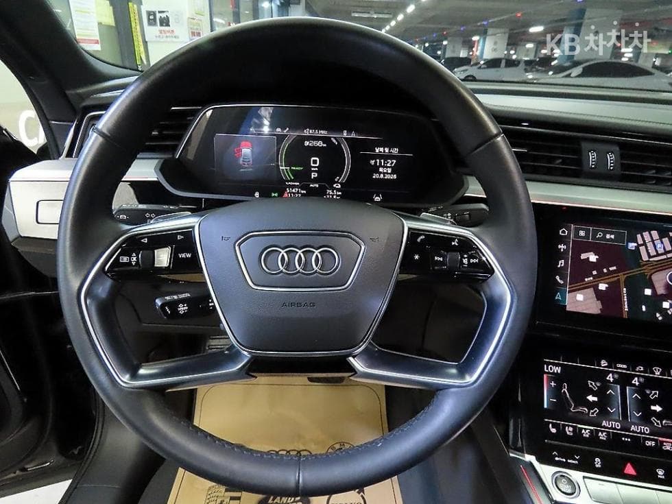 Audi e-tron55 Quattro Sportback Standard - 8