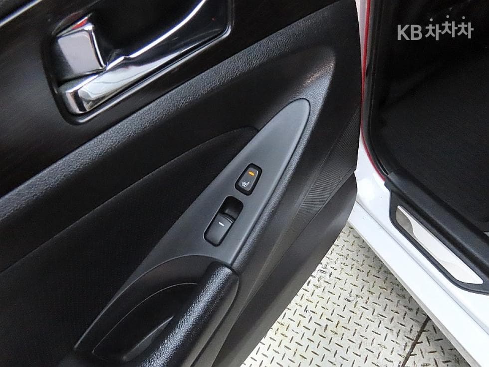 Hyundai YFSonataLPI Premiere - 18
