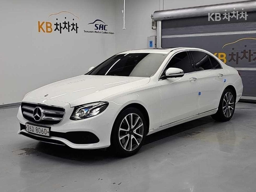 Mercedes-Benz E-Клас (W213) E300 4Matic Avantgarde - Image 1