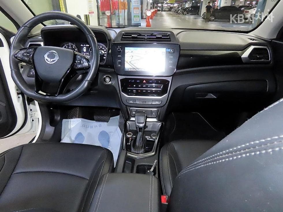 KG Mobility The New (facelift) Tivoli1.5 Turbo Gasoline Direct Injection V7 - 10