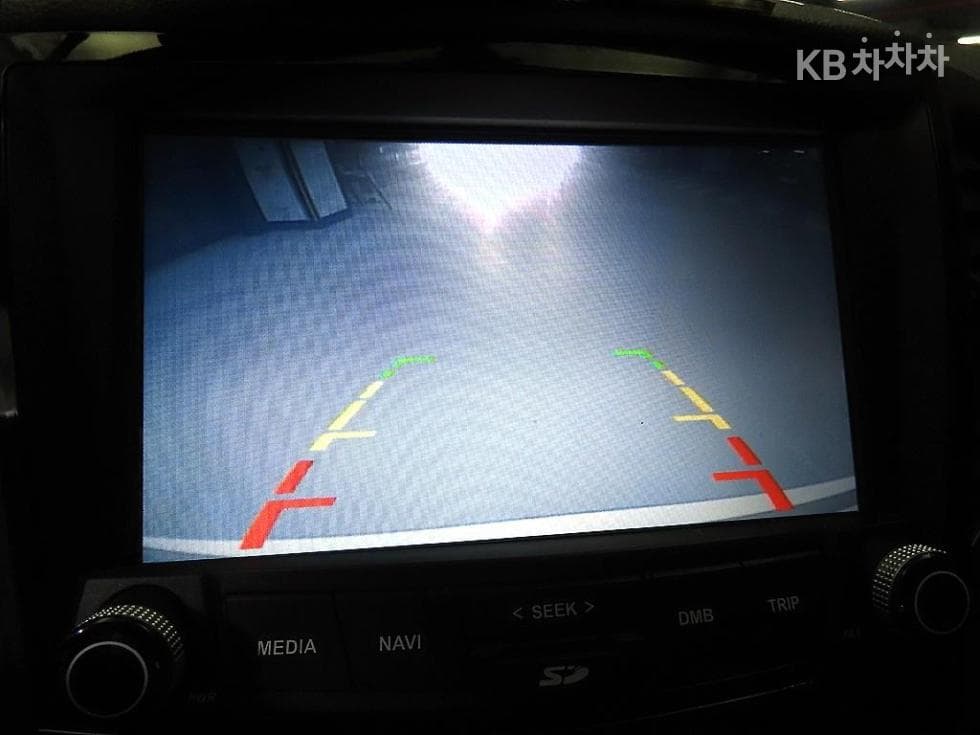 KG Mobility Tivoli 아머1.6 Gasoline 기어 에디션 2WD - 16