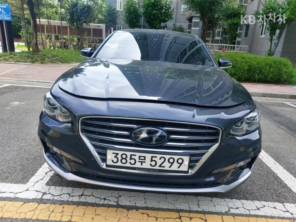 Хюндай Grandeur (Azera)IG Рент-а-кар 3.0 LPi Exclusive Стандартен - Image 1