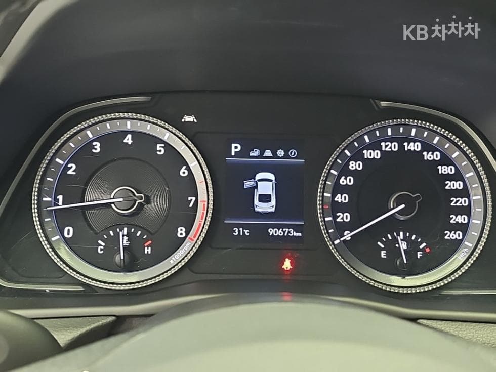 Хюндай Соната (DN8)2.0 LPG Рент-а-кар Стил - 6
