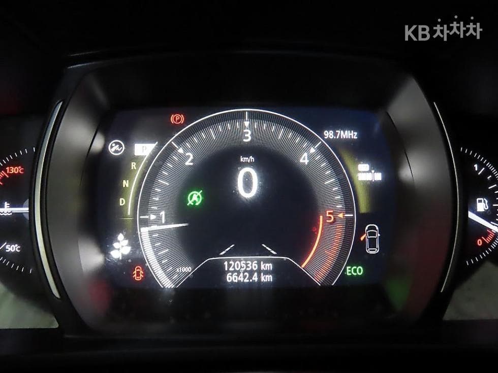 Рено Корея QM62.0 2WD RE Signature - 9