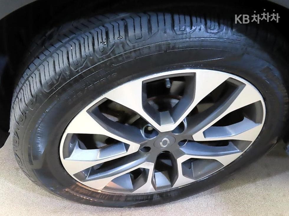 Рено Корея QM62.0 2WD RE Signature - 20