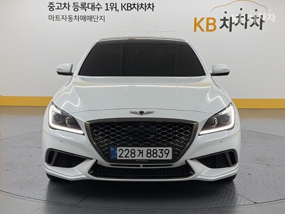 Дженезис G803.3 GDI Лукс Специал (специален признак/издание) - 2