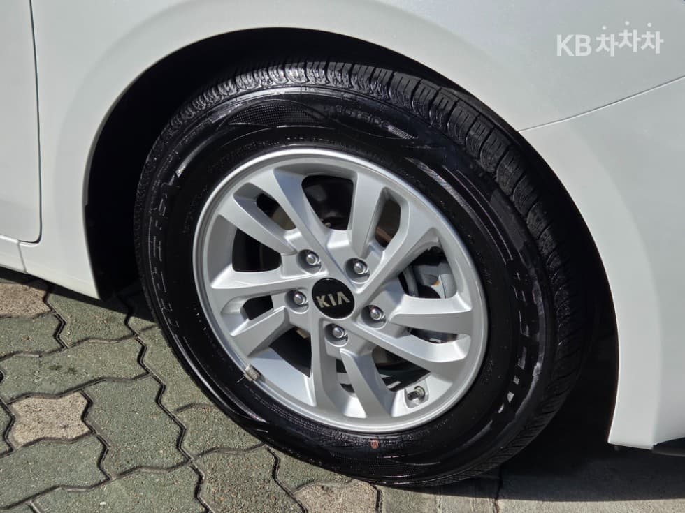Киа All New K31.6 Бензин Лукс - 5