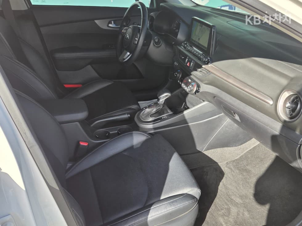 Киа All New K31.6 Бензин Лукс - 23