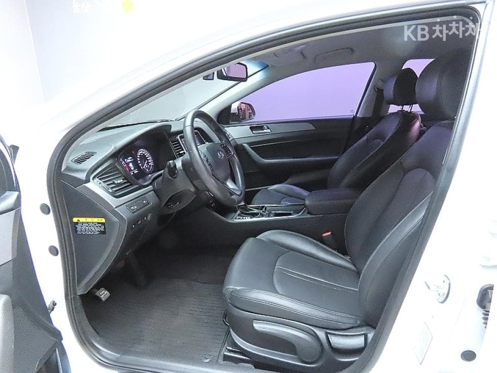 Hyundai Sonata New Rise2.0 Smart - 10