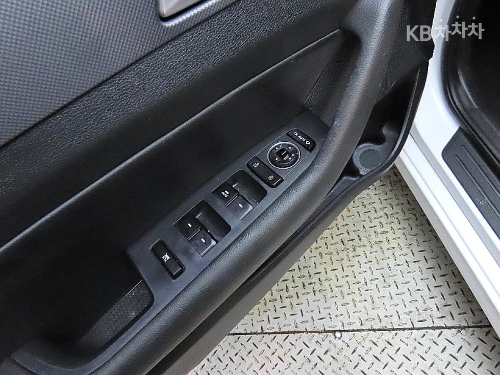 Hyundai Sonata New Rise2.0 Smart - 13
