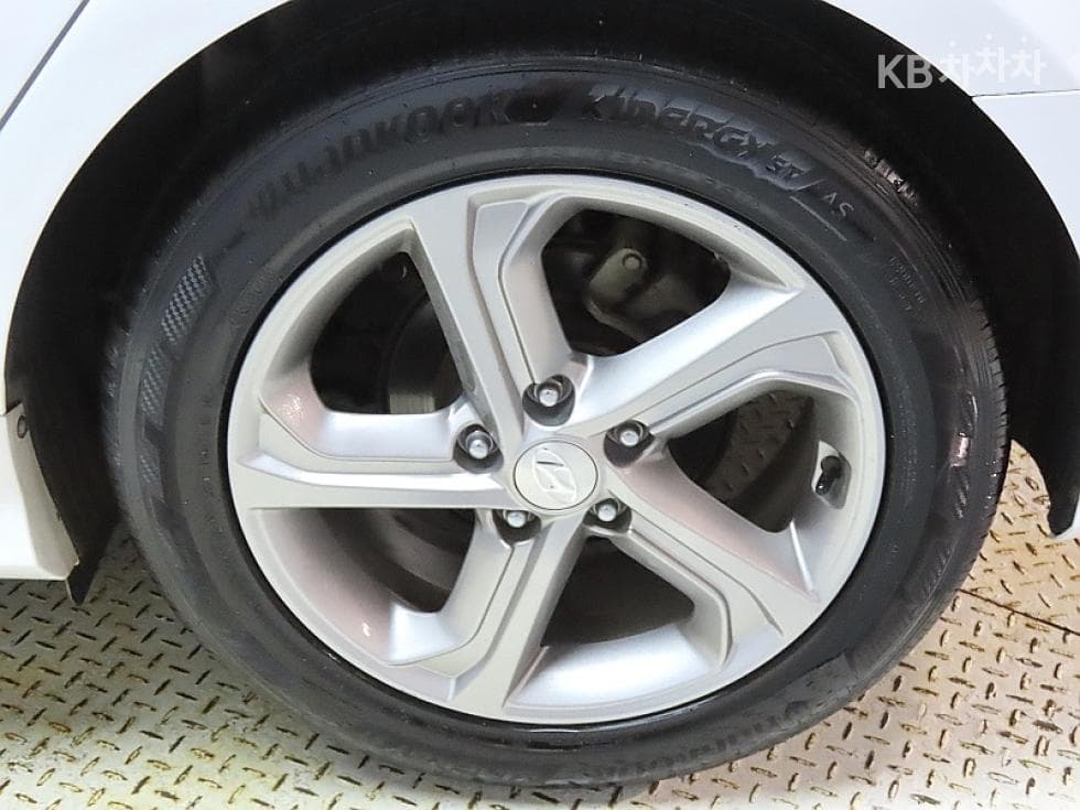 Hyundai Sonata New Rise2.0 Smart - 20