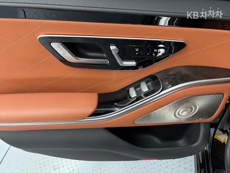 Mercedes-Benz S-Клас W223S580L 4Matic Стандартен - 13