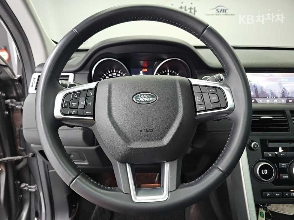 Land Rover 디스커버리 스포츠2.0 TD4 SE - 9