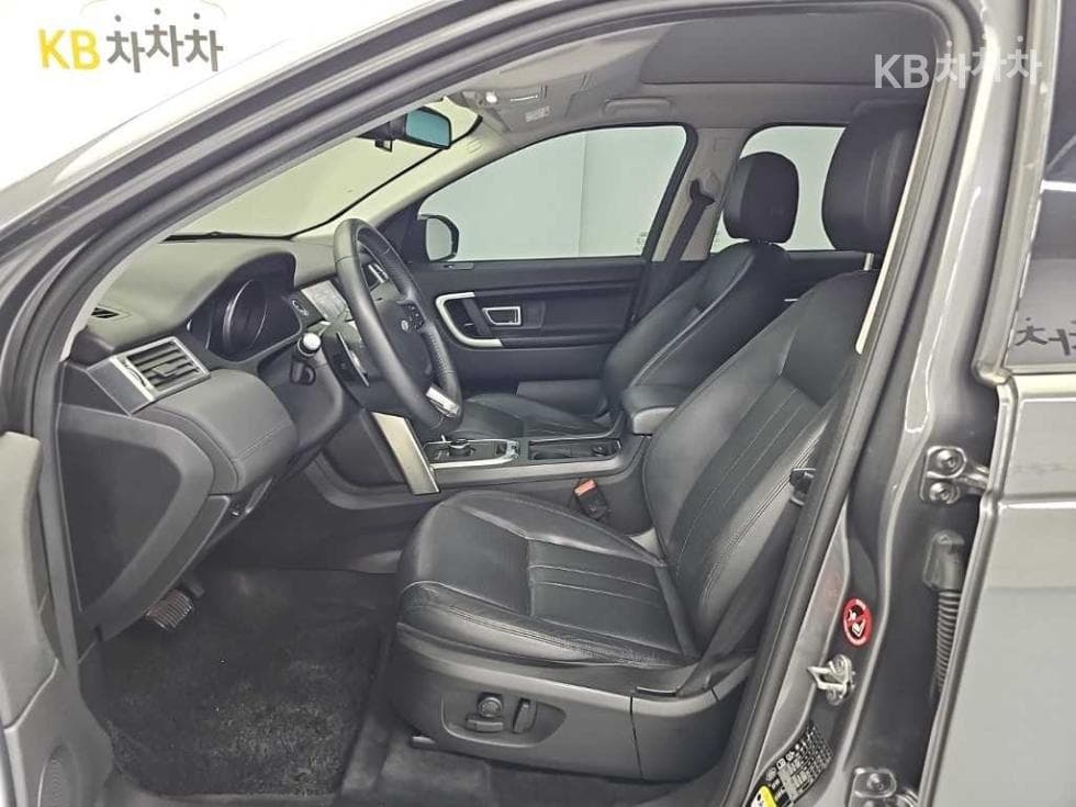 Land Rover 디스커버리 스포츠2.0 TD4 SE - 11