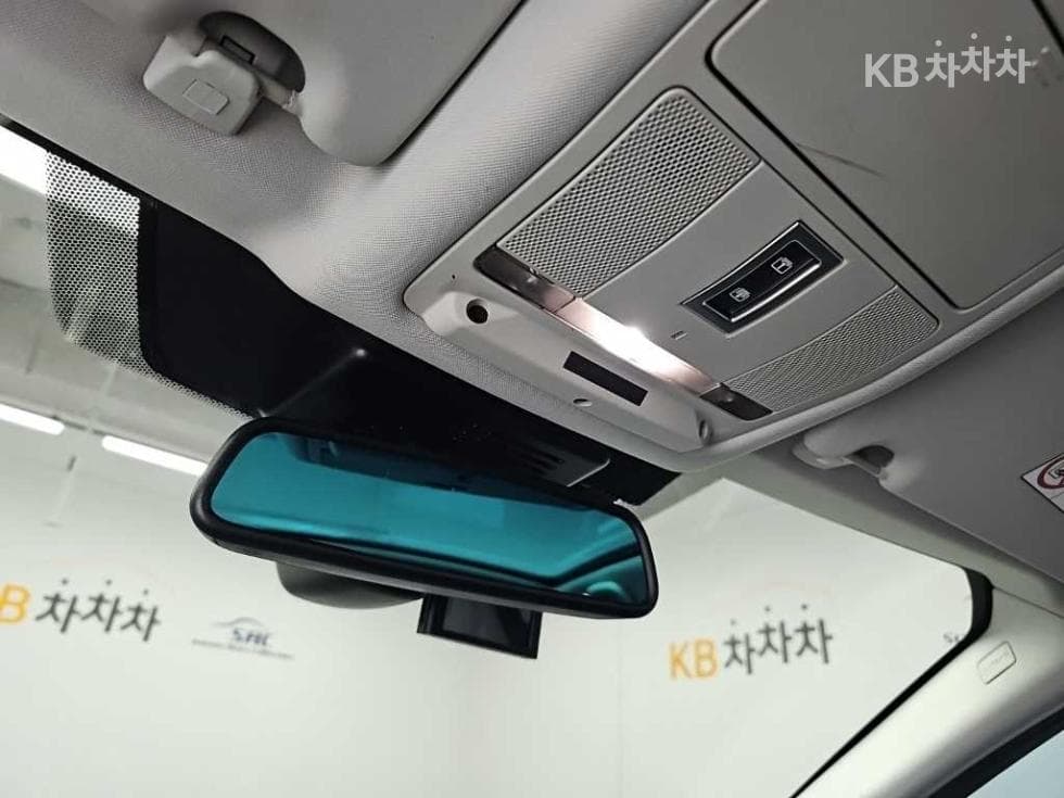 Land Rover 디스커버리 스포츠2.0 TD4 SE - 16