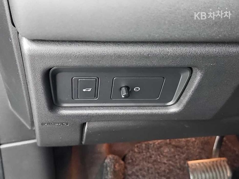 Land Rover 디스커버리 스포츠2.0 TD4 SE - 18