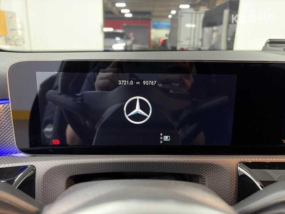 Mercedes-Benz A클래스(W177)A220 Sedan - - 6