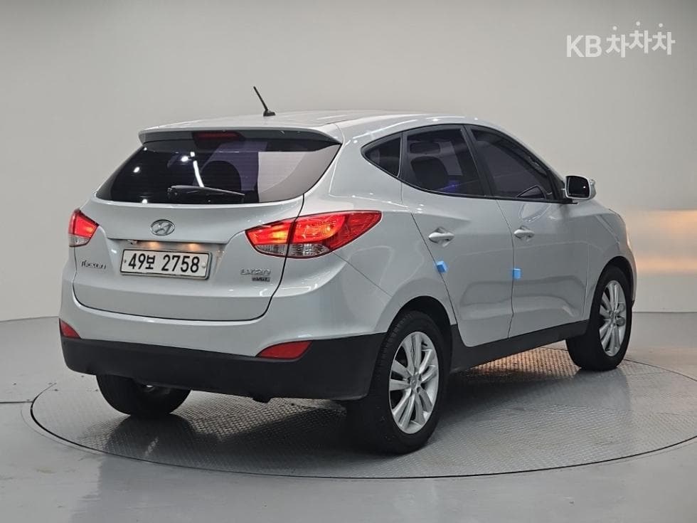 Хюндай ТуксонixДизел 2WD LX20 Лукс - 4