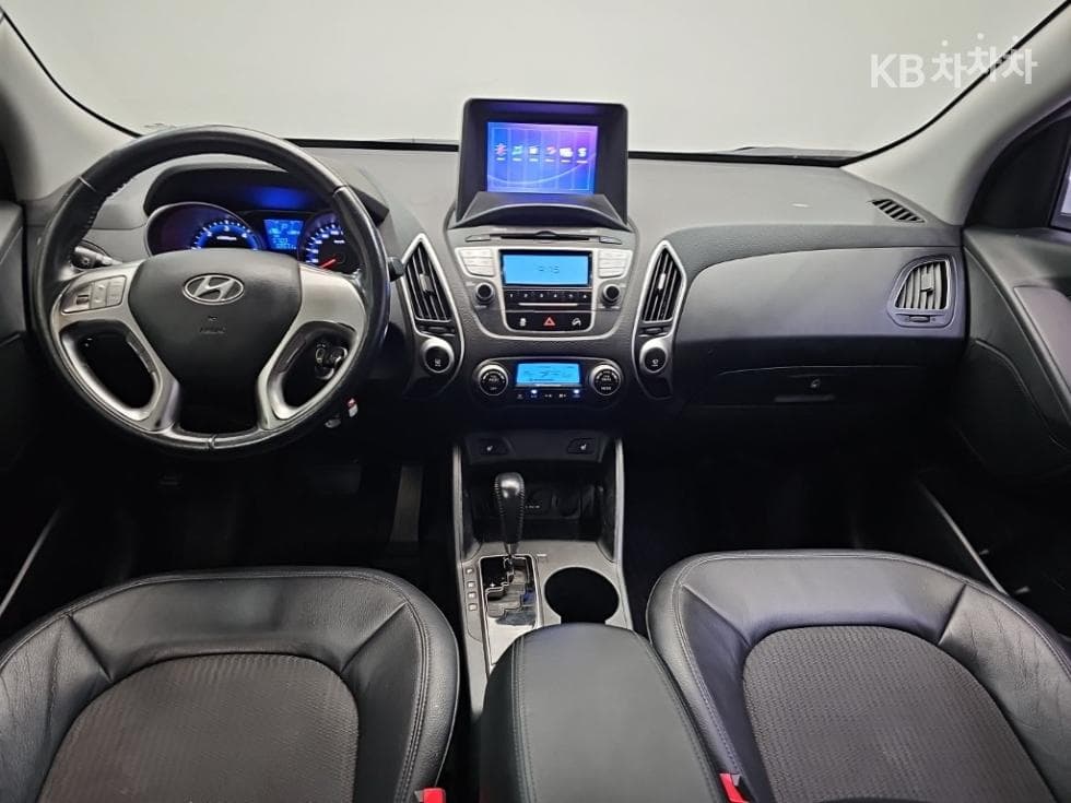 Хюндай ТуксонixДизел 2WD LX20 Лукс - 7