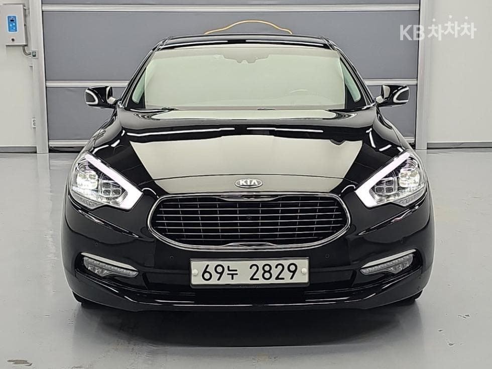 Киа K93.8 GDI Noblesse Стандартен - 2
