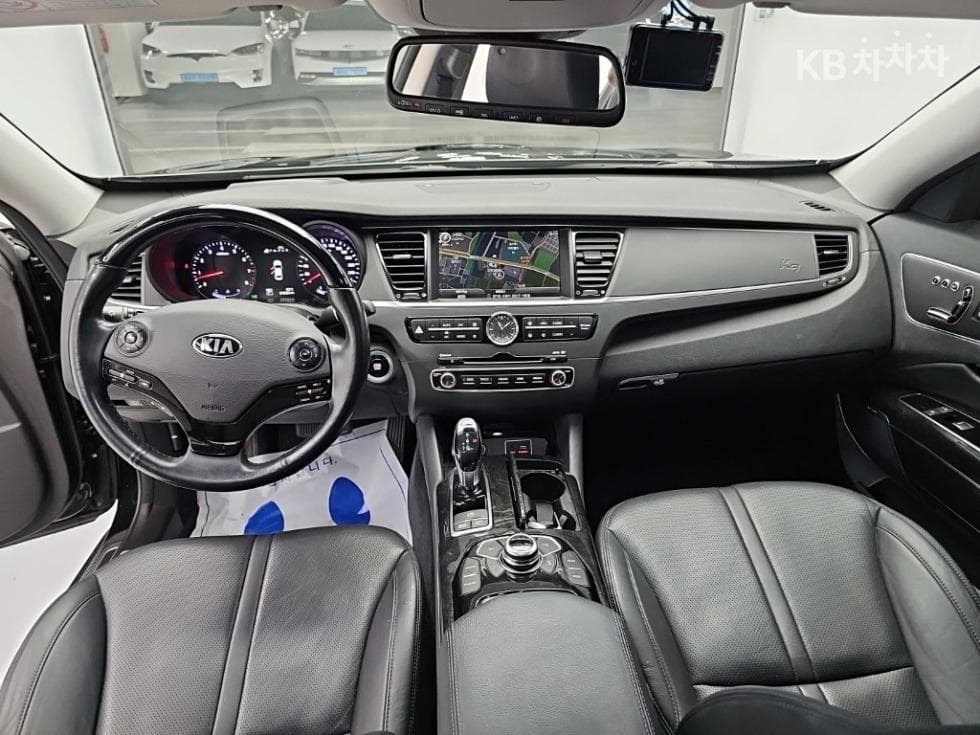 Киа K93.8 GDI Noblesse Стандартен - 7