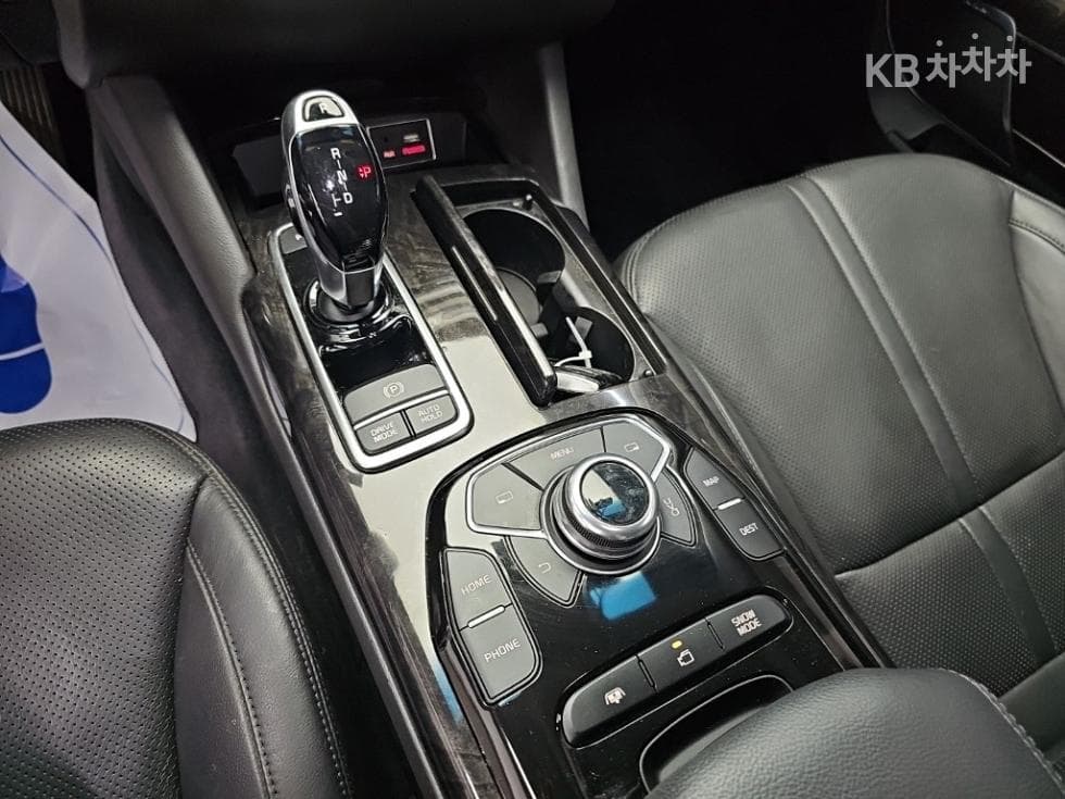 Киа K93.8 GDI Noblesse Стандартен - 8