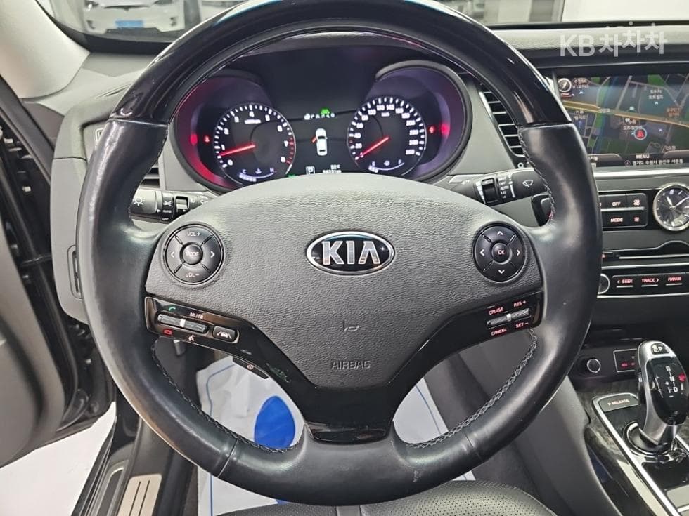 Киа K93.8 GDI Noblesse Стандартен - 9
