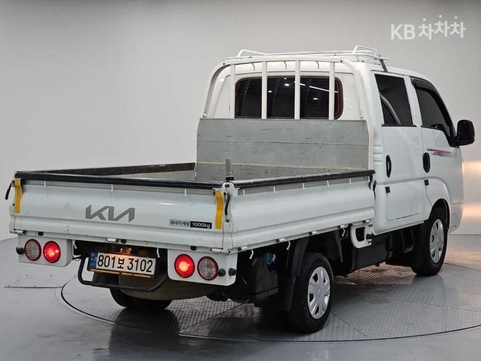 Киа The New (фейслифт) Бонго 3 (лек)1 тон Двойна Кабина Удължено междуосие 2WD GLS - 4