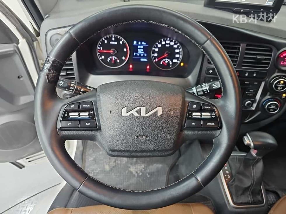 Киа The New (фейслифт) Бонго 3 (лек)1 тон Двойна Кабина Удължено междуосие 2WD GLS - 9