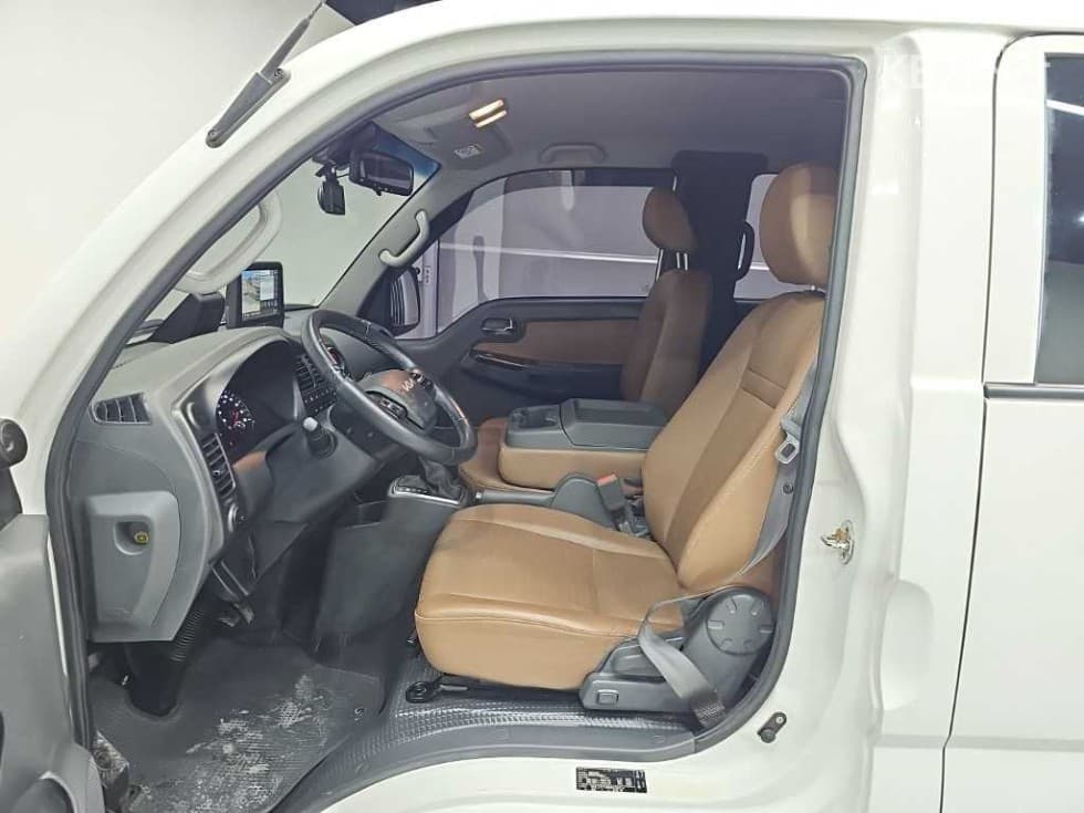 Киа The New (фейслифт) Бонго 3 (лек)1 тон Двойна Кабина Удължено междуосие 2WD GLS - 11