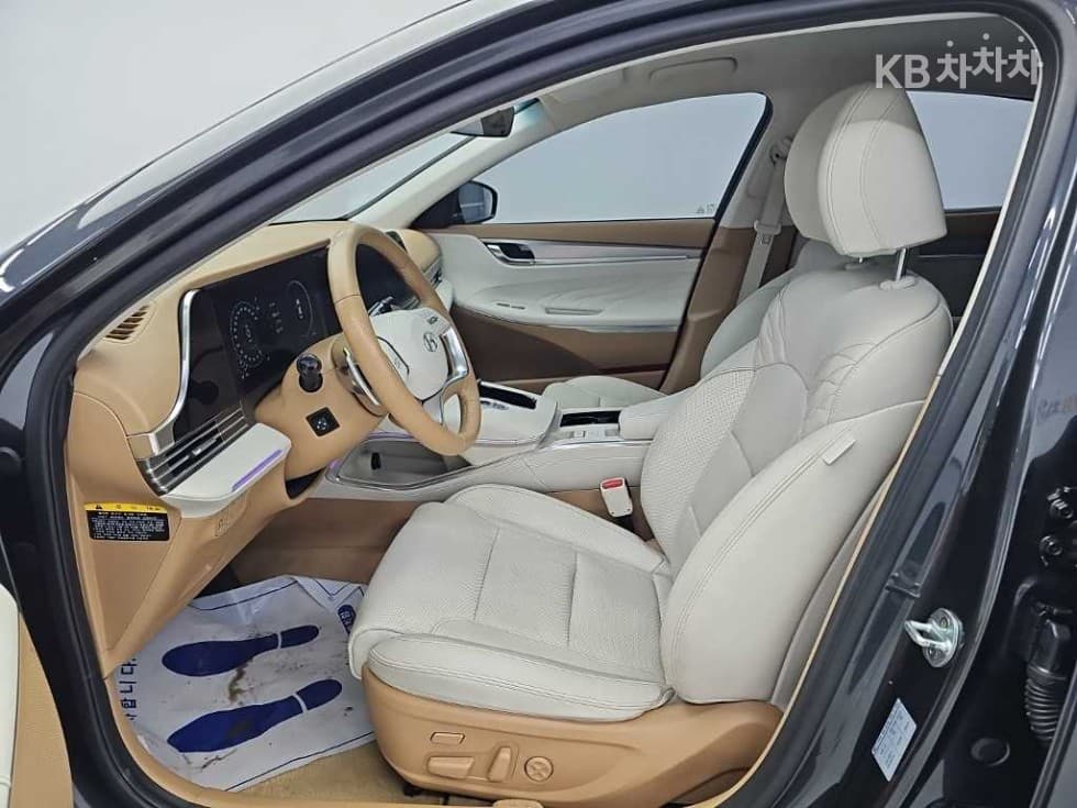 Hyundai The New (facelift) Grandeur (Azera) Hybrid2.4 Calligraphy - 11