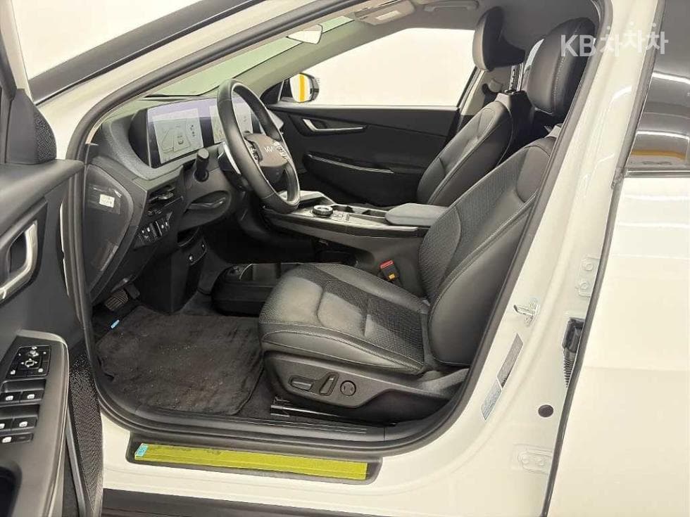 Киа The New (фейслифт) EV6롱 레Местен지 2WD Базов - 11