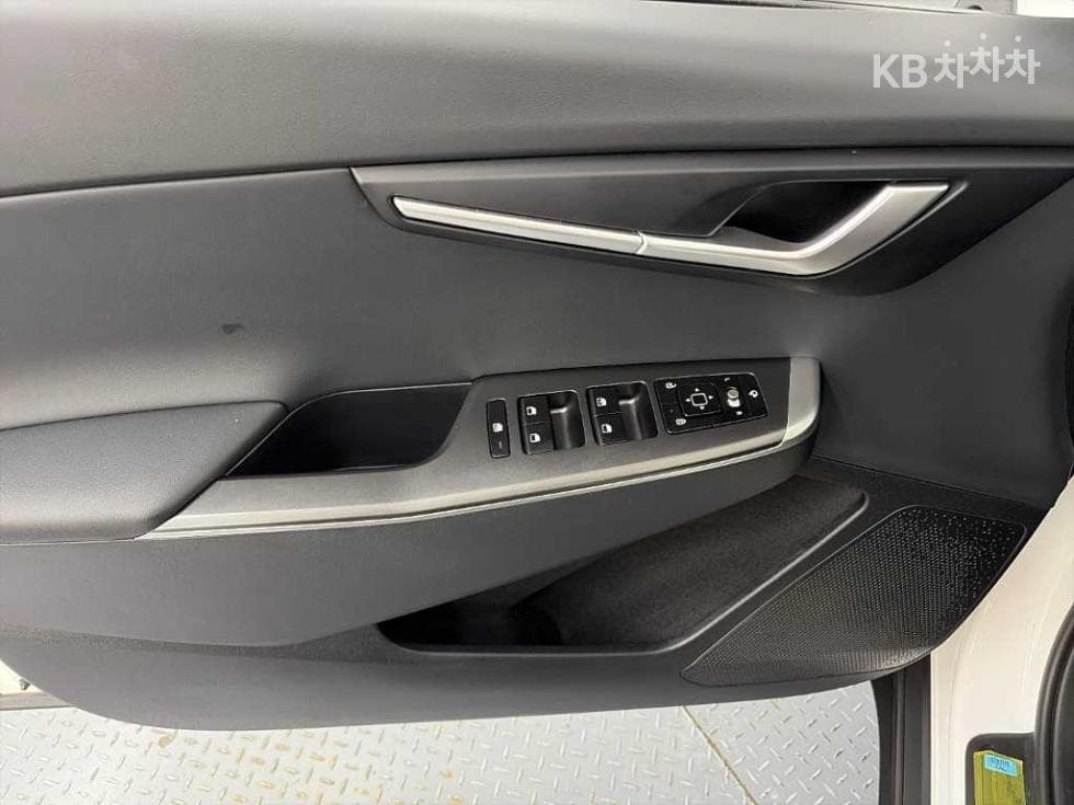 Киа The New (фейслифт) EV6롱 레Местен지 2WD Базов - 16