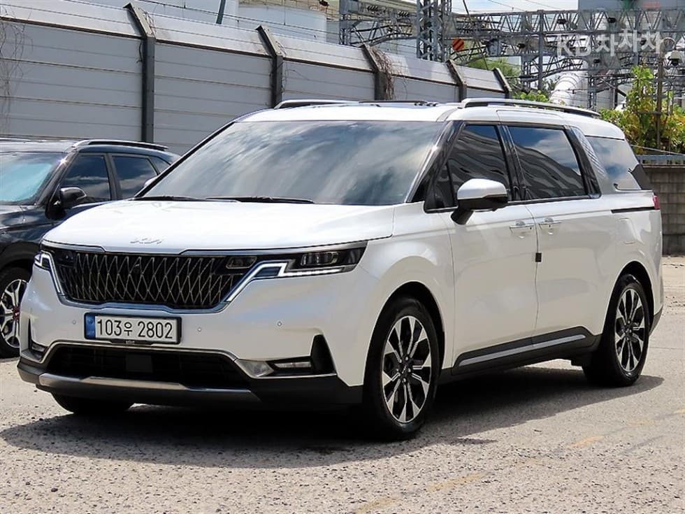 Kia Carnival 4th generationG3.5 GDI 7-seater (Limousine) Signature - 2