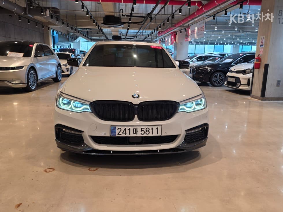 BMW 올Нов5 Серия (G30)520i Luxury - 2