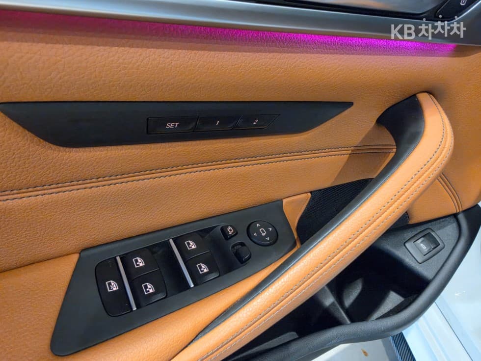 BMW 올Нов5 Серия (G30)520i Luxury - 21