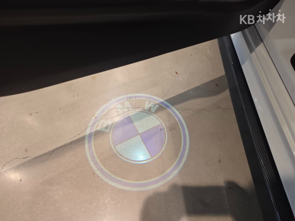 BMW 올Нов5 Серия (G30)520i Luxury - 12