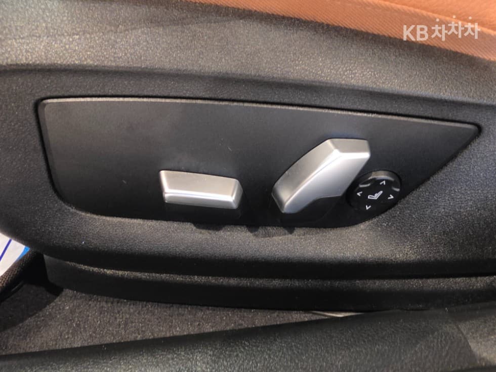 BMW 올Нов5 Серия (G30)520i Luxury - 22