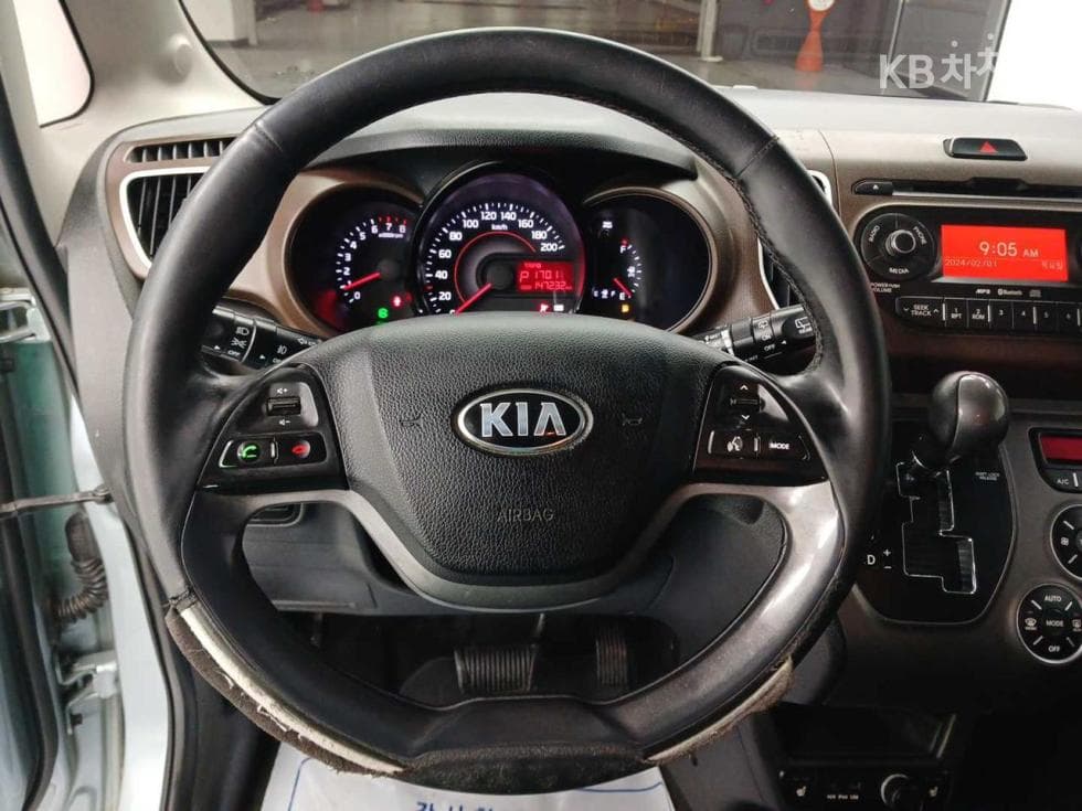 Kia Ray (van)1.0 바이퓨얼 Prestige - 15