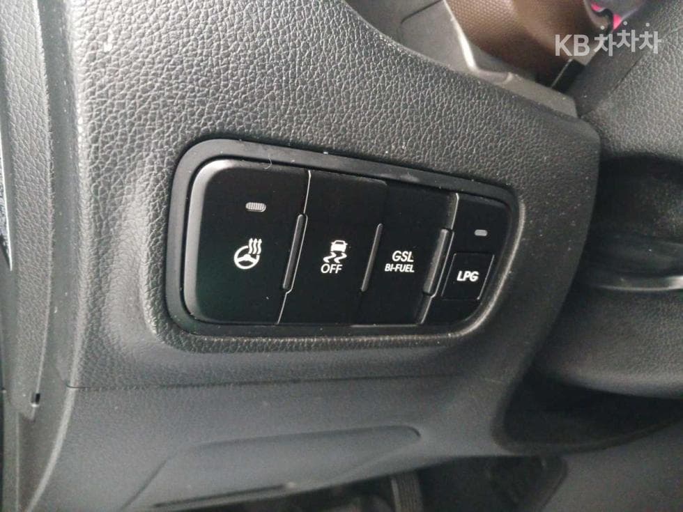 Kia Ray (van)1.0 바이퓨얼 Prestige - 18
